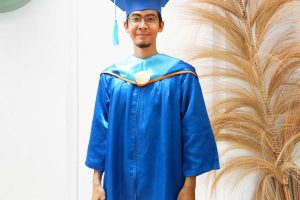 Harga Toga Wisuda