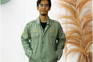 harga jaket almamater sma