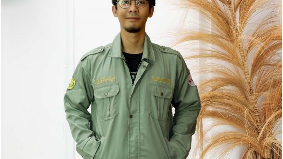 harga jaket almamater sma