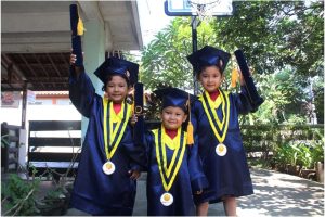 konveksi perlengkapan wisuda di bandung