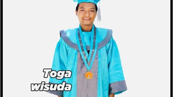 seragam toga wisuda sarjana