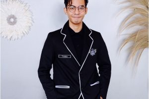 buat jas almamater