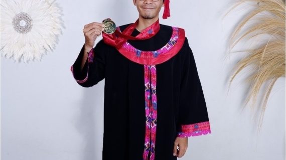 konveksi toga wisuda depok