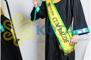 jasa jahit toga wisuda