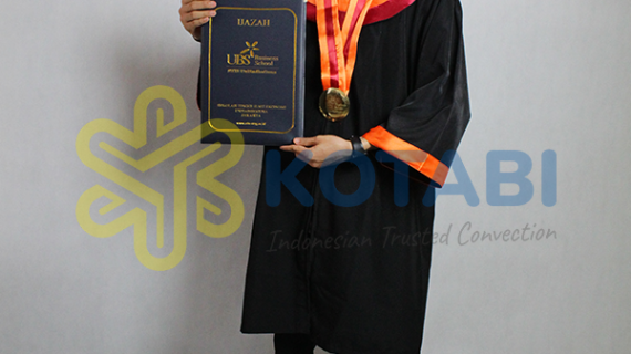 Bikin Toga Wisuda Custom Tangerang