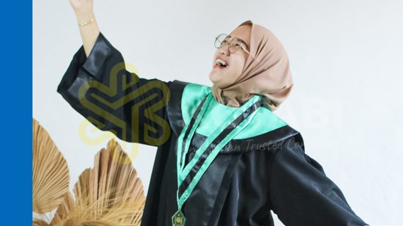Konveksi Pembuatan Toga Wisuda Tangerang