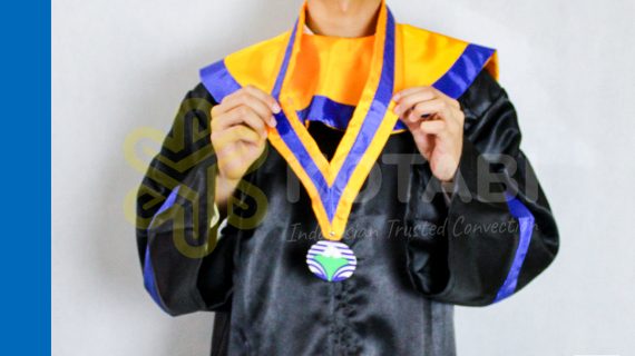 Jual Toga Wisuda Lengkap Harga Grosir