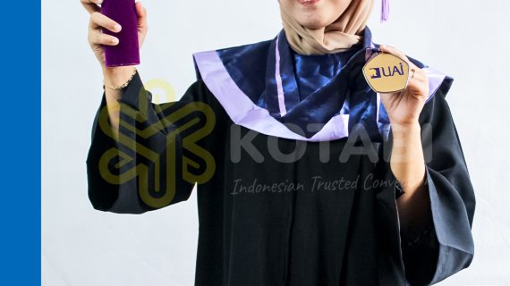 Jasa Pembuatan Toga Rektor Maluku